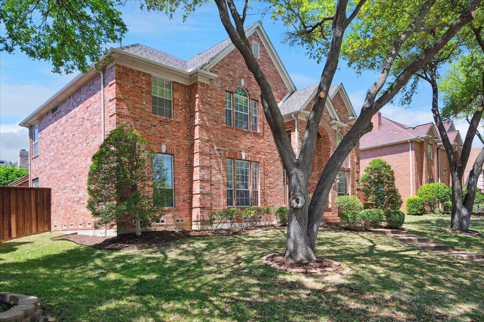 Irving, TX 75063,7409 Bradford Pear DR