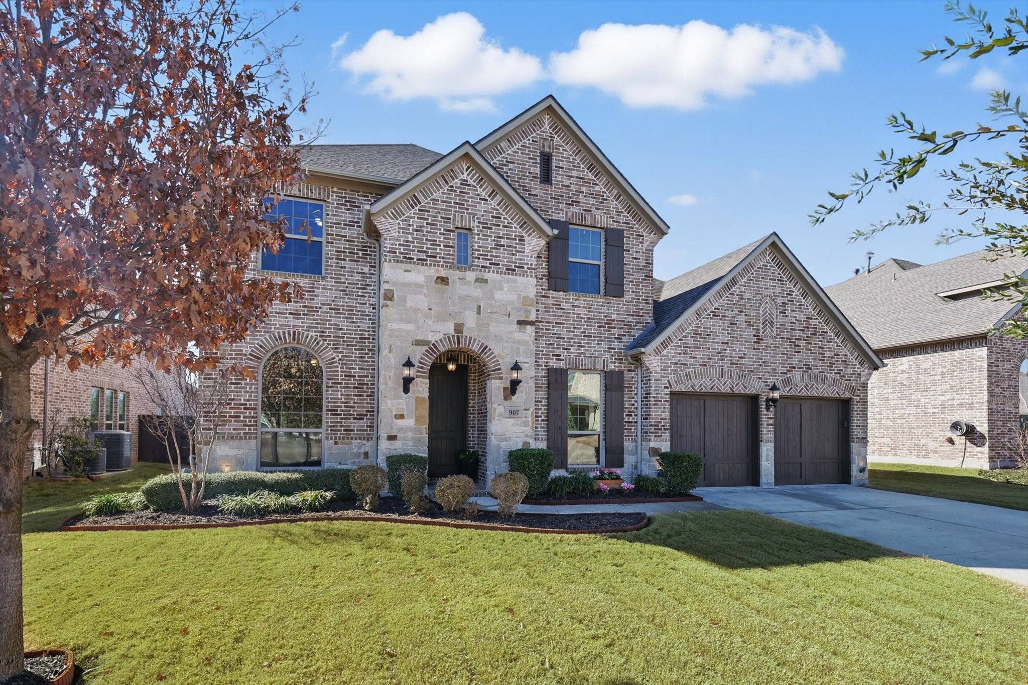 Roanoke, TX 76262,907 Highpoint WAY