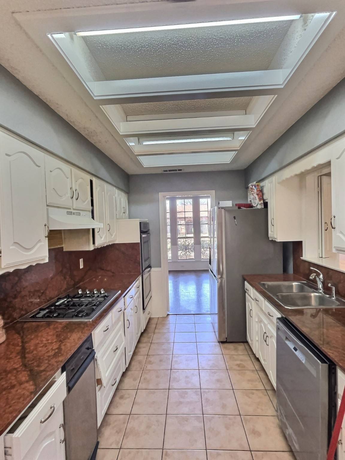 Desoto, TX 75115,526 Sierra DR
