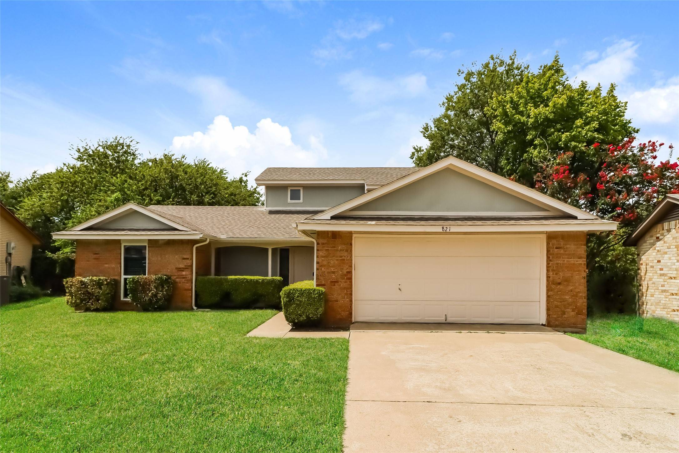 Cedar Hill, TX 75104,821 Lisa LN
