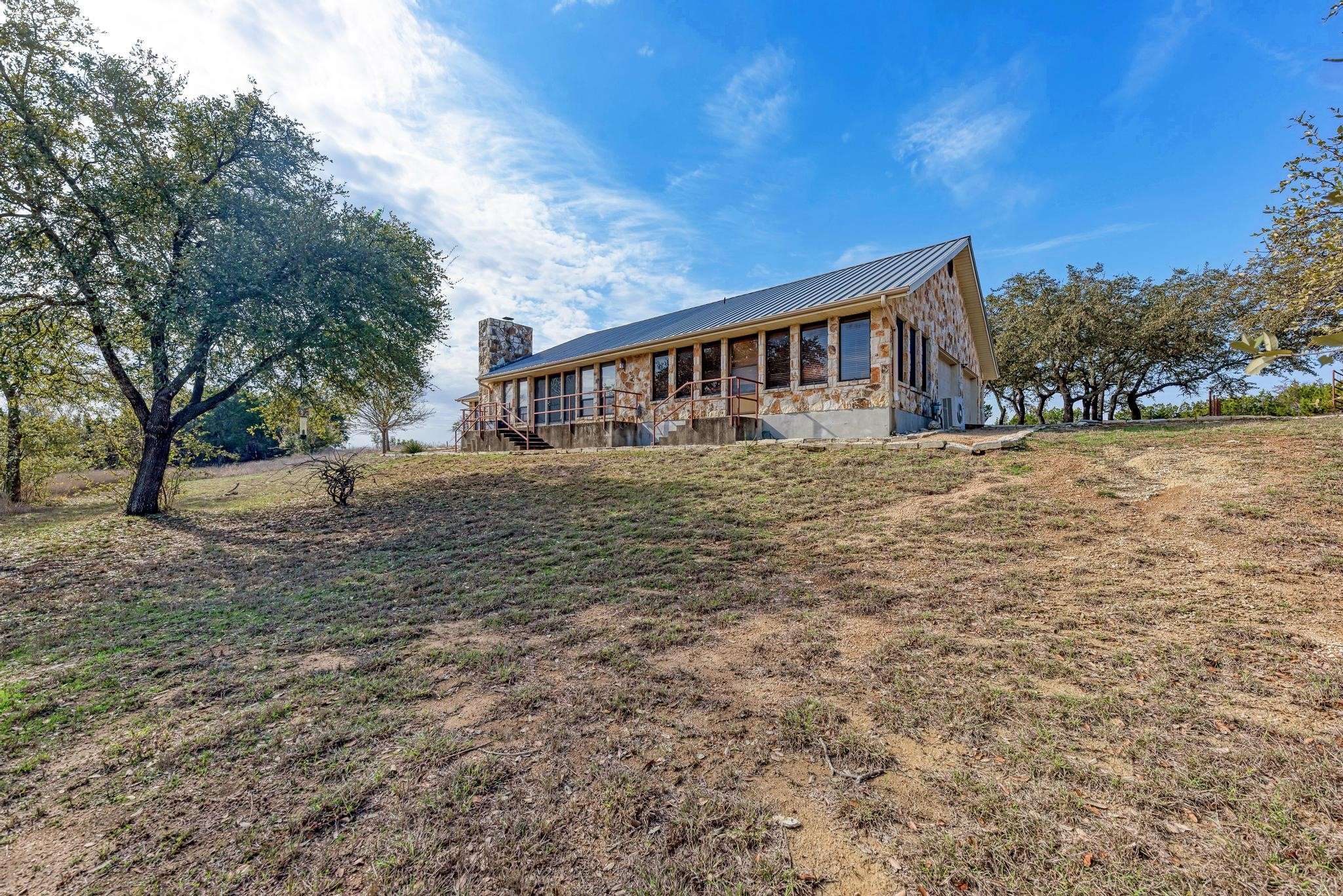 Marble Falls, TX 78654,817 Mountain Creek RD