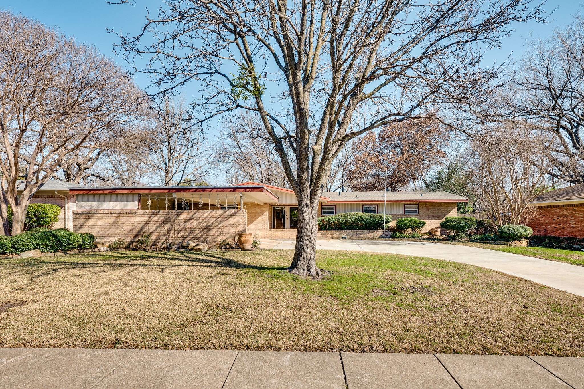 Garland, TX 75041,606 W Vista DR