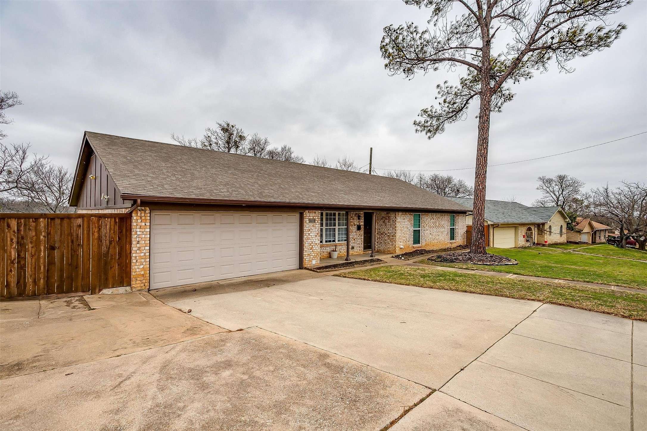 North Richland Hills, TX 76117,3432 Willowcrest DR