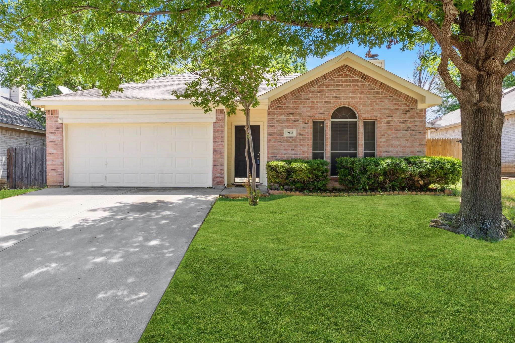 Denton, TX 76210,3933 Parkhaven DR