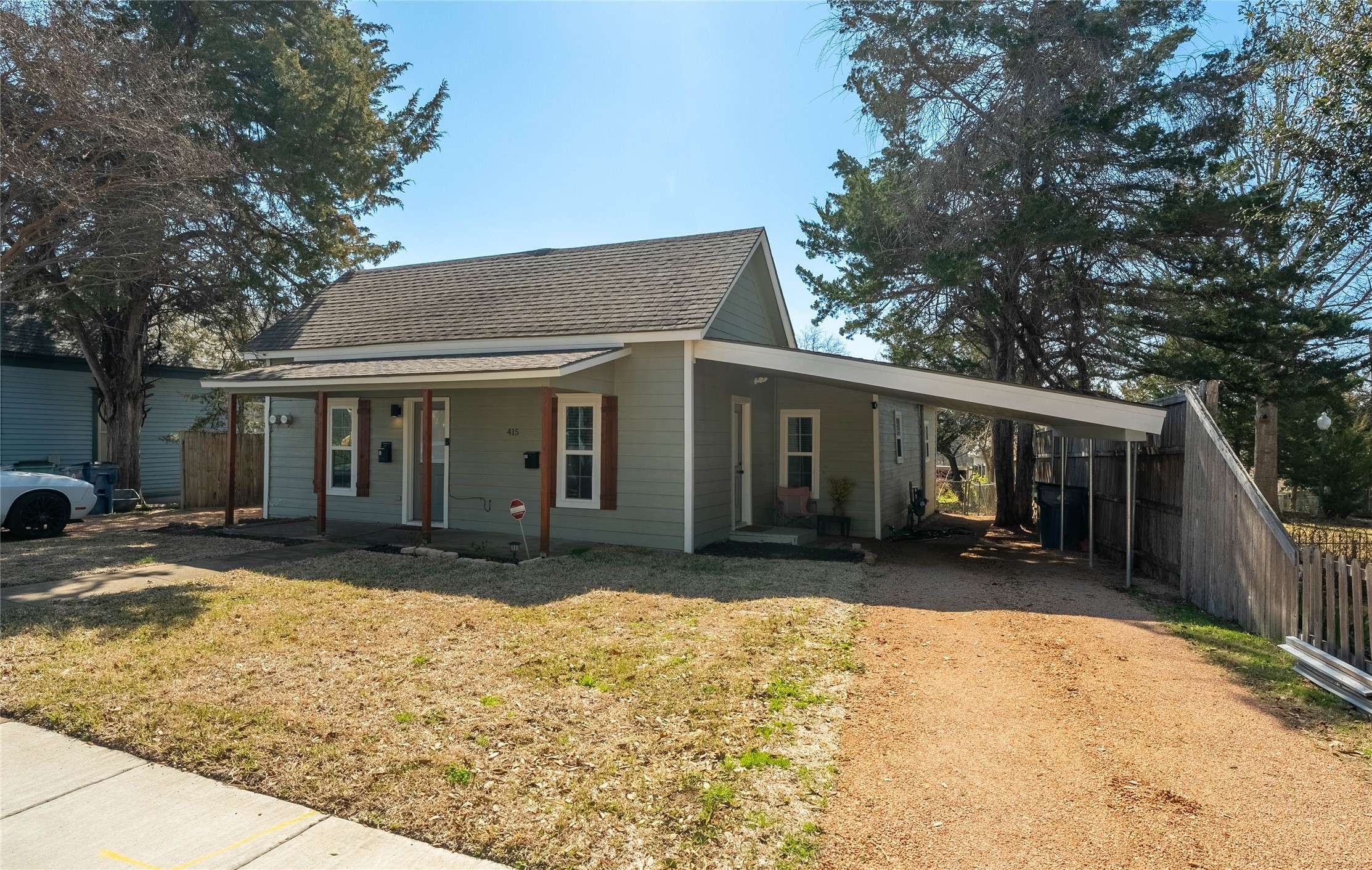 Waxahachie, TX 75165,415 W Jefferson ST