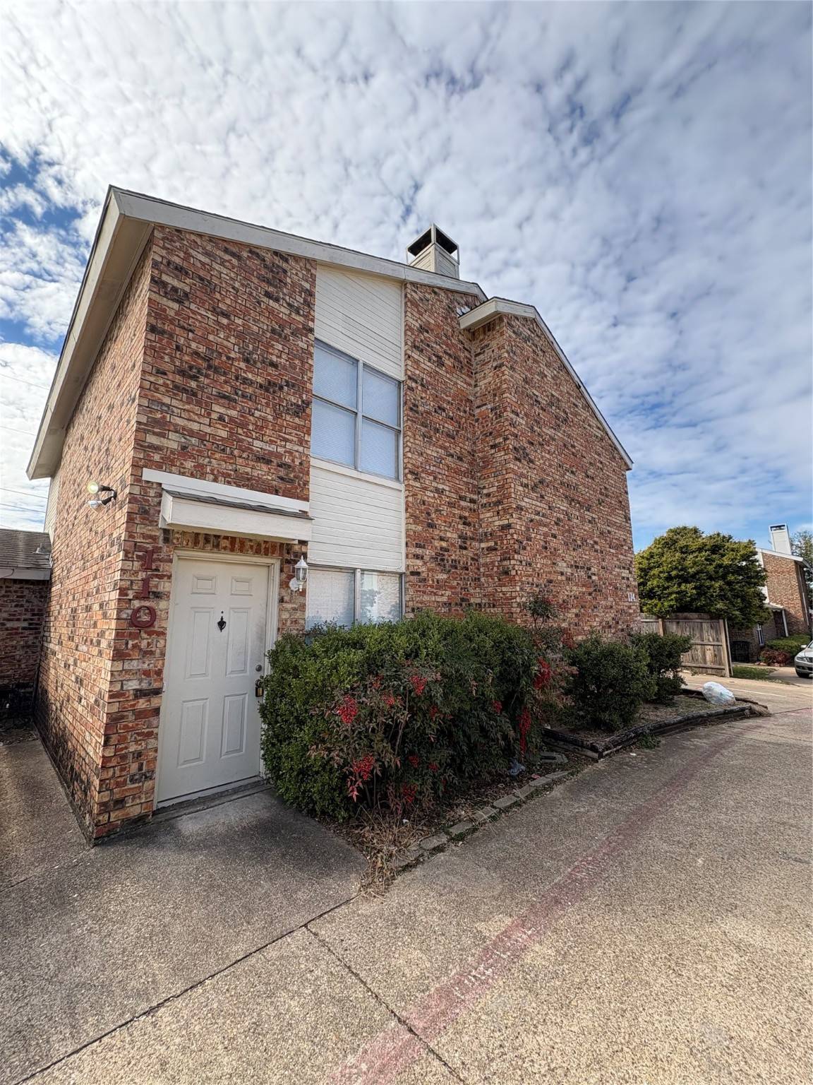 Duncanville, TX 75137,110 Country Bend DR
