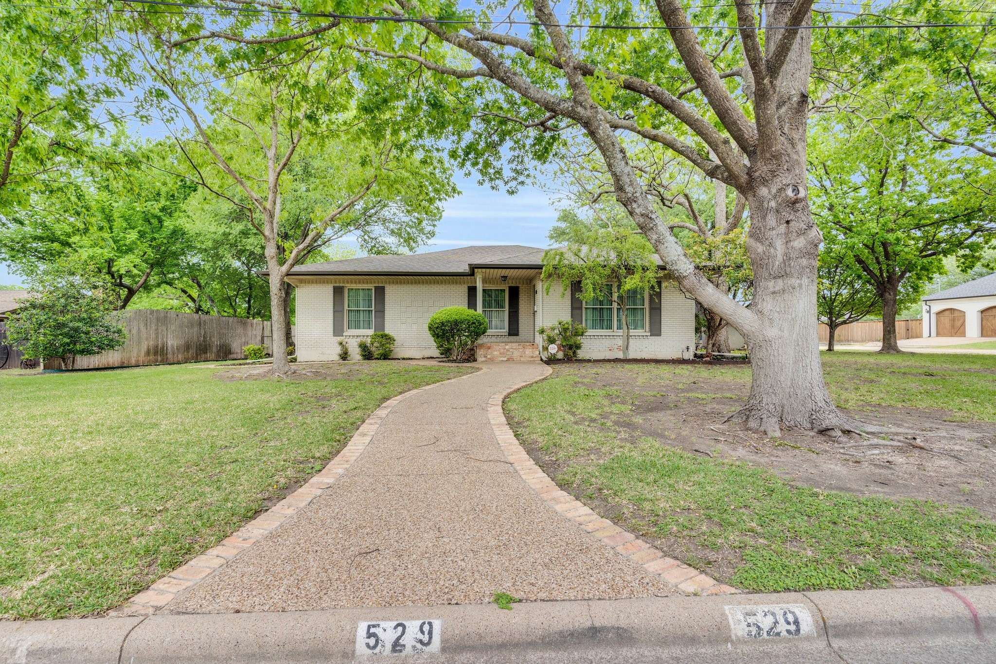 Waxahachie, TX 75165,529 N Grand AVE