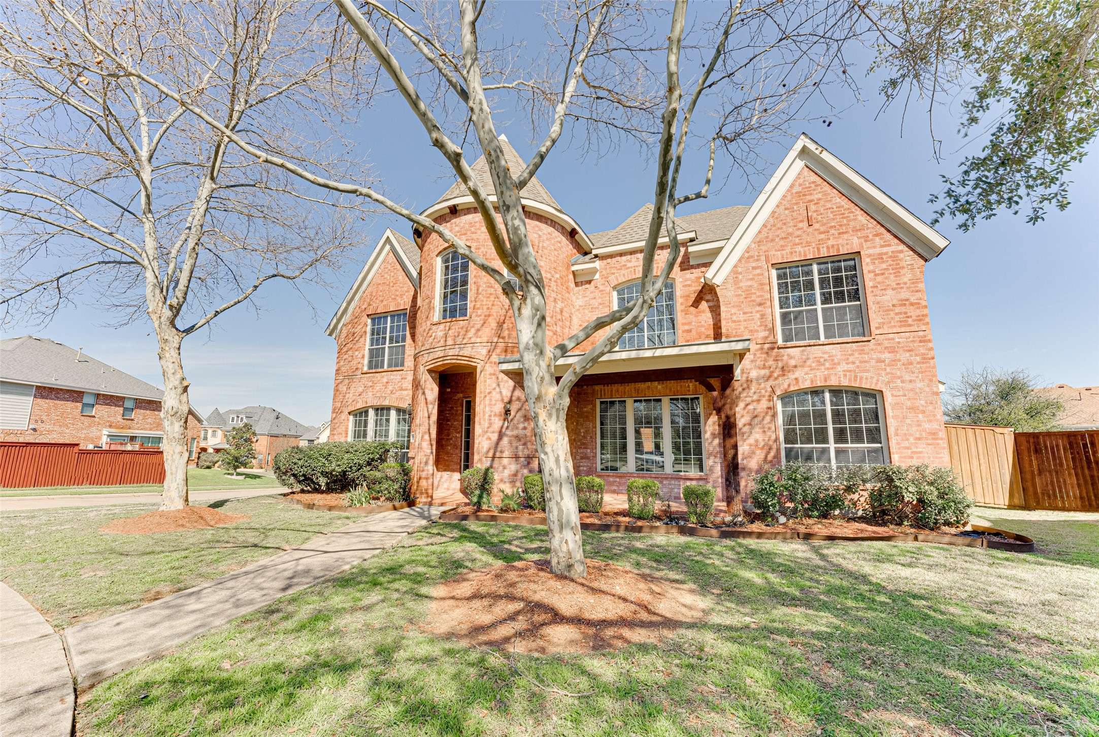 Garland, TX 75040,222 River Birch TRL