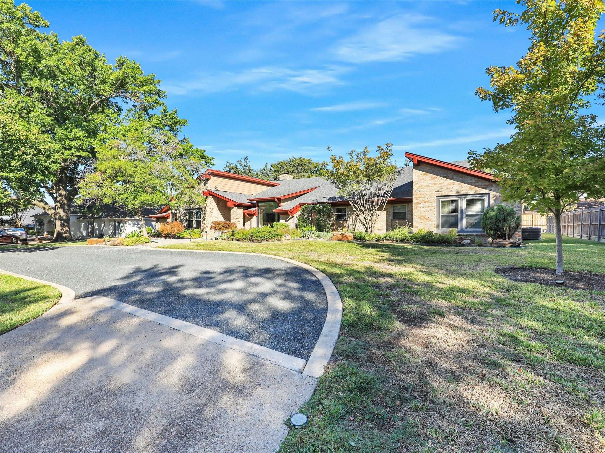 Dallas, TX 75254,6223 Crestmere DR