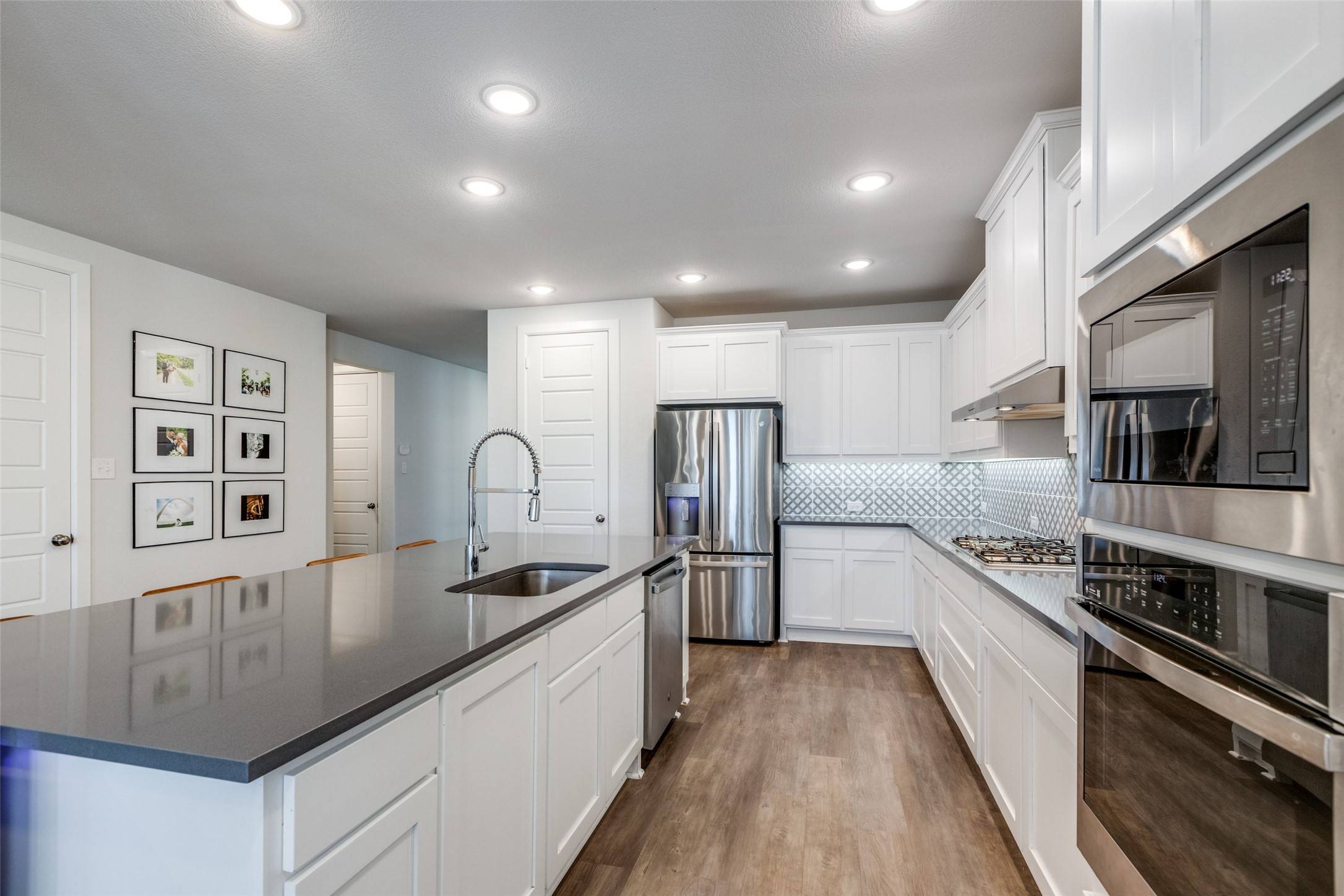 Aubrey, TX 76227,1417 Windflower DR