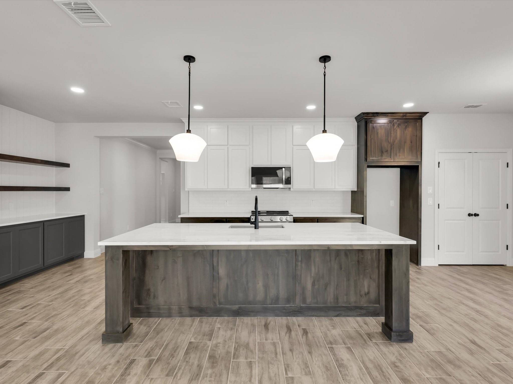Springtown, TX 76082,608 Jameson
