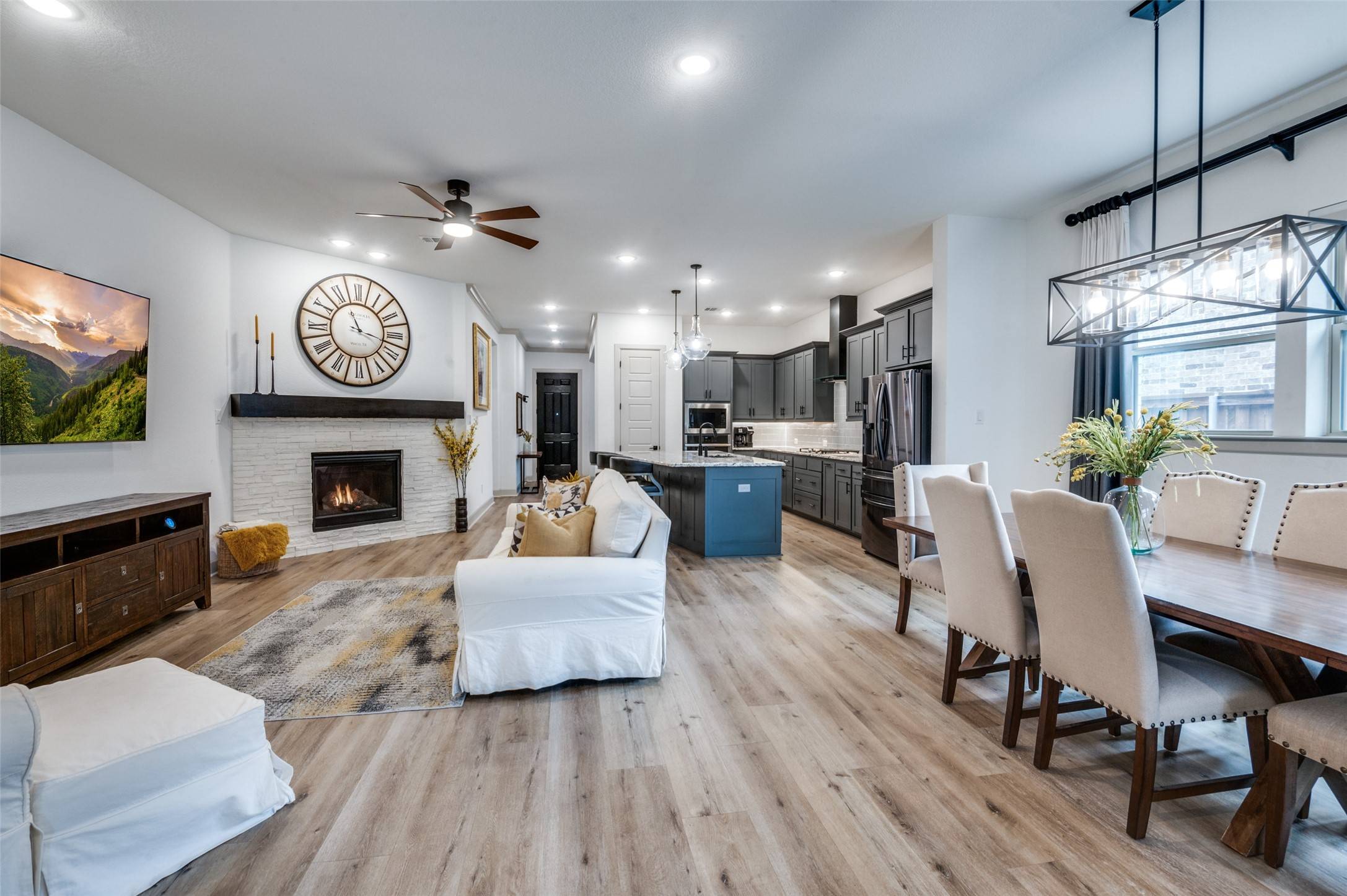 Arlington, TX 76005,4821 Cypress Thorn DR