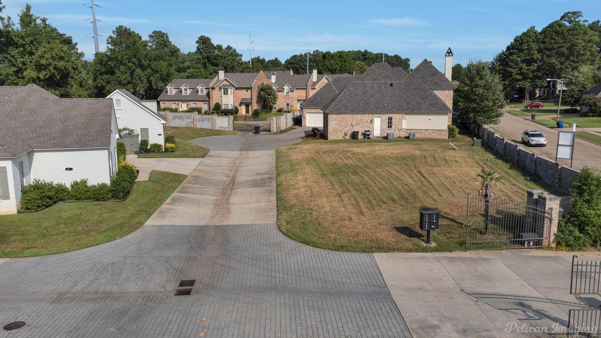 Shreveport, LA 71106,8950 W Wilderness WAY #9