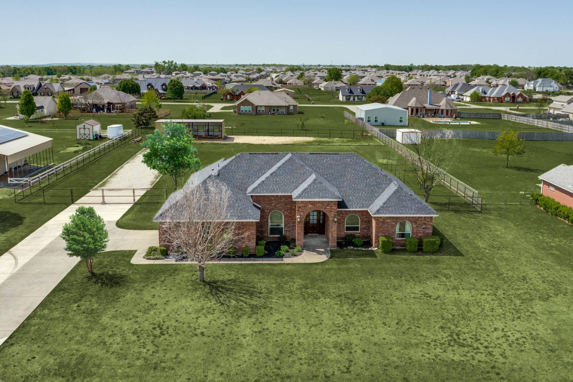 Van Alstyne, TX 75495,1656 Hearn LN