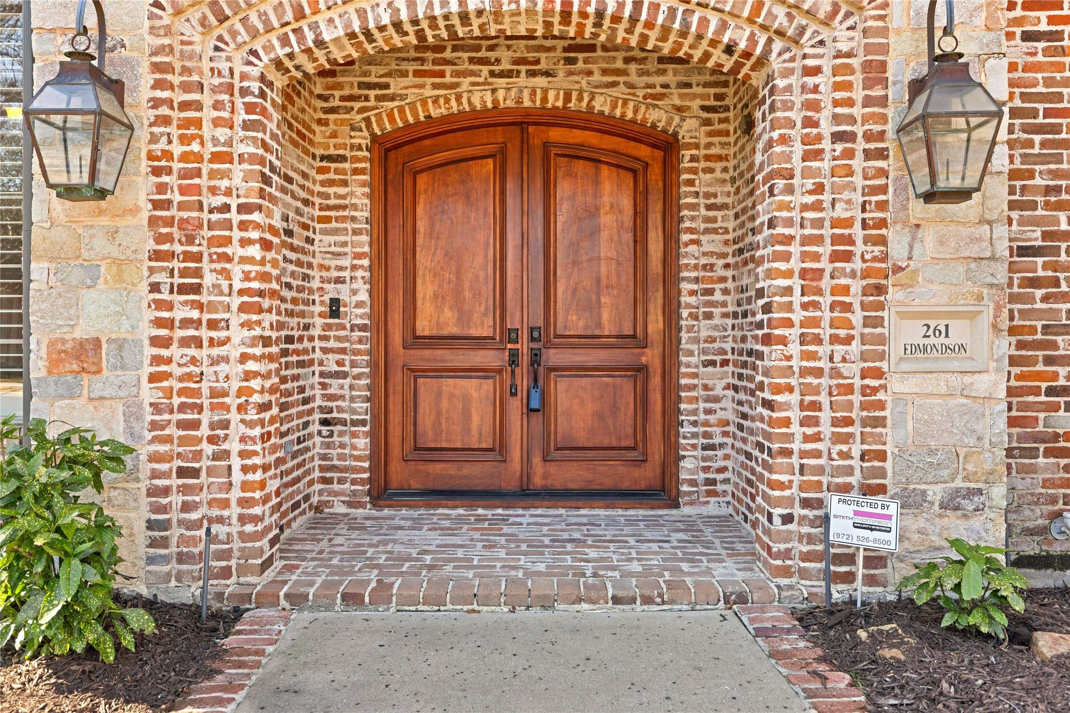 Coppell, TX 75019,261 Edmondson DR