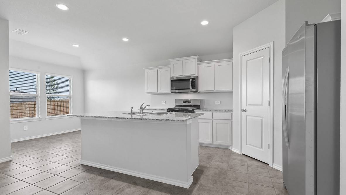 Cleburne, TX 76033,373 WILDROSE CIR