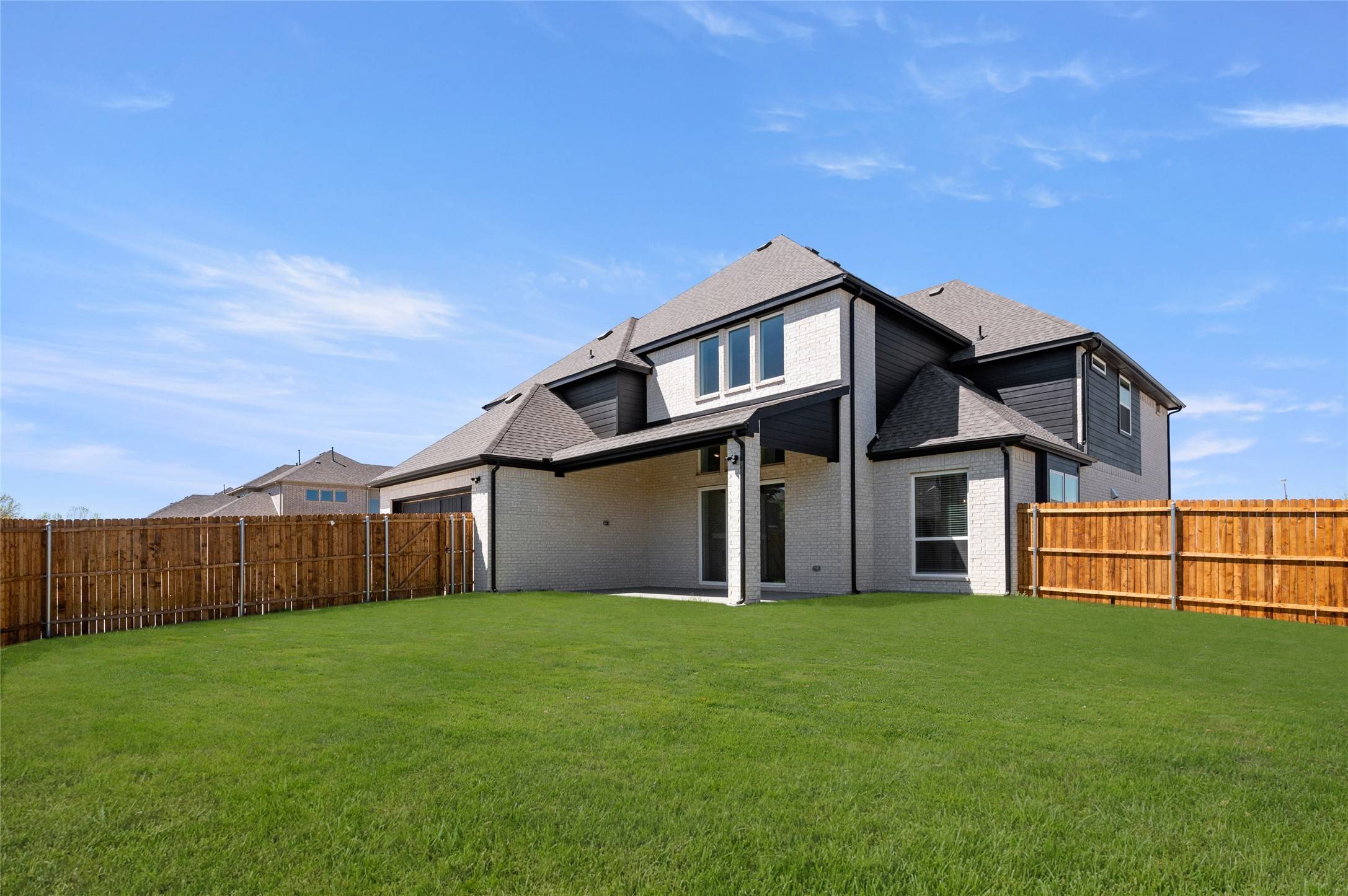 Desoto, TX 75115,516 Elias ST