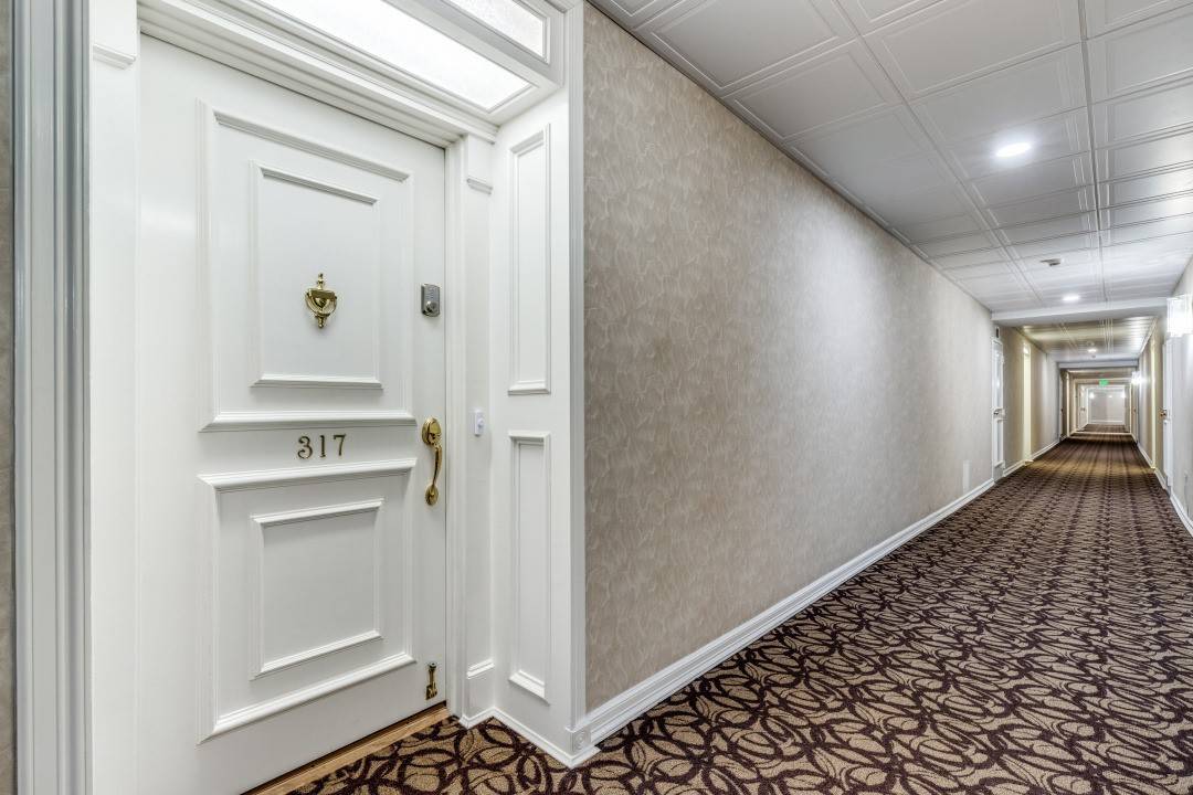 Dallas, TX 75248,5200 Keller Springs RD #317