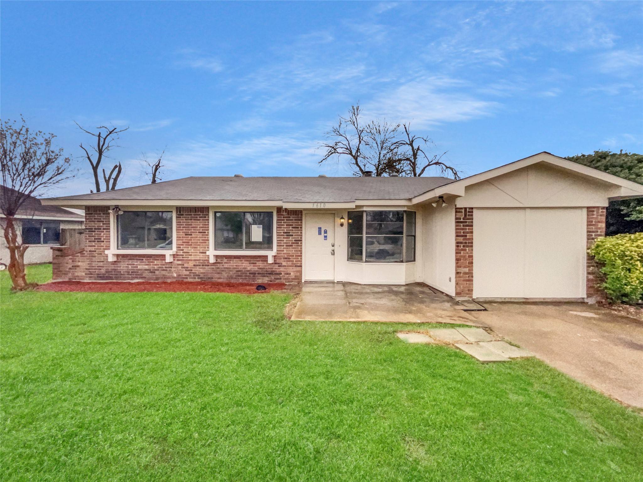 Garland, TX 75040,1610 Whiteoak DR
