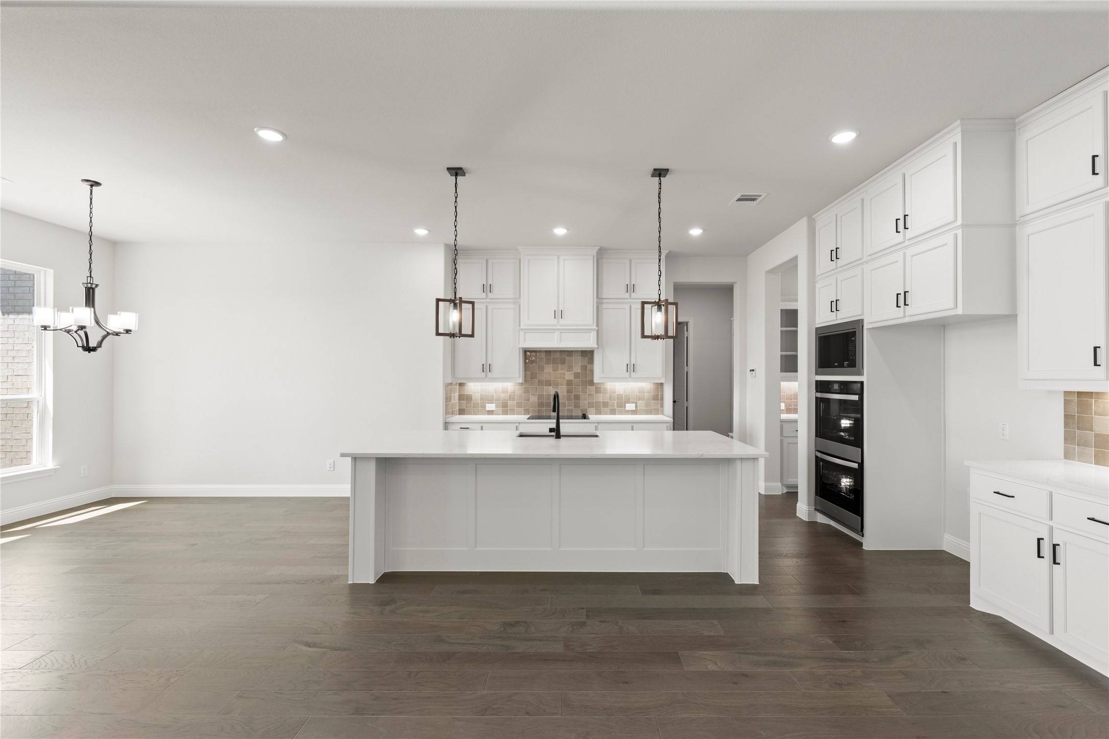 Gunter, TX 75058,325 Waterview