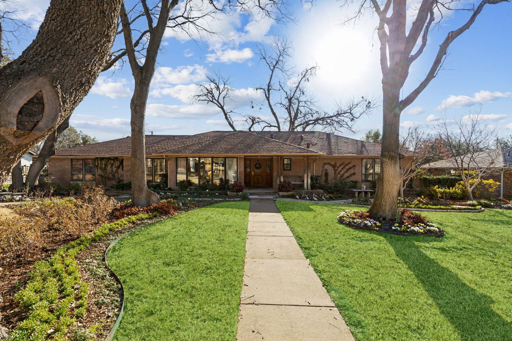 Dallas, TX 75254,14230 Edgecrest DR