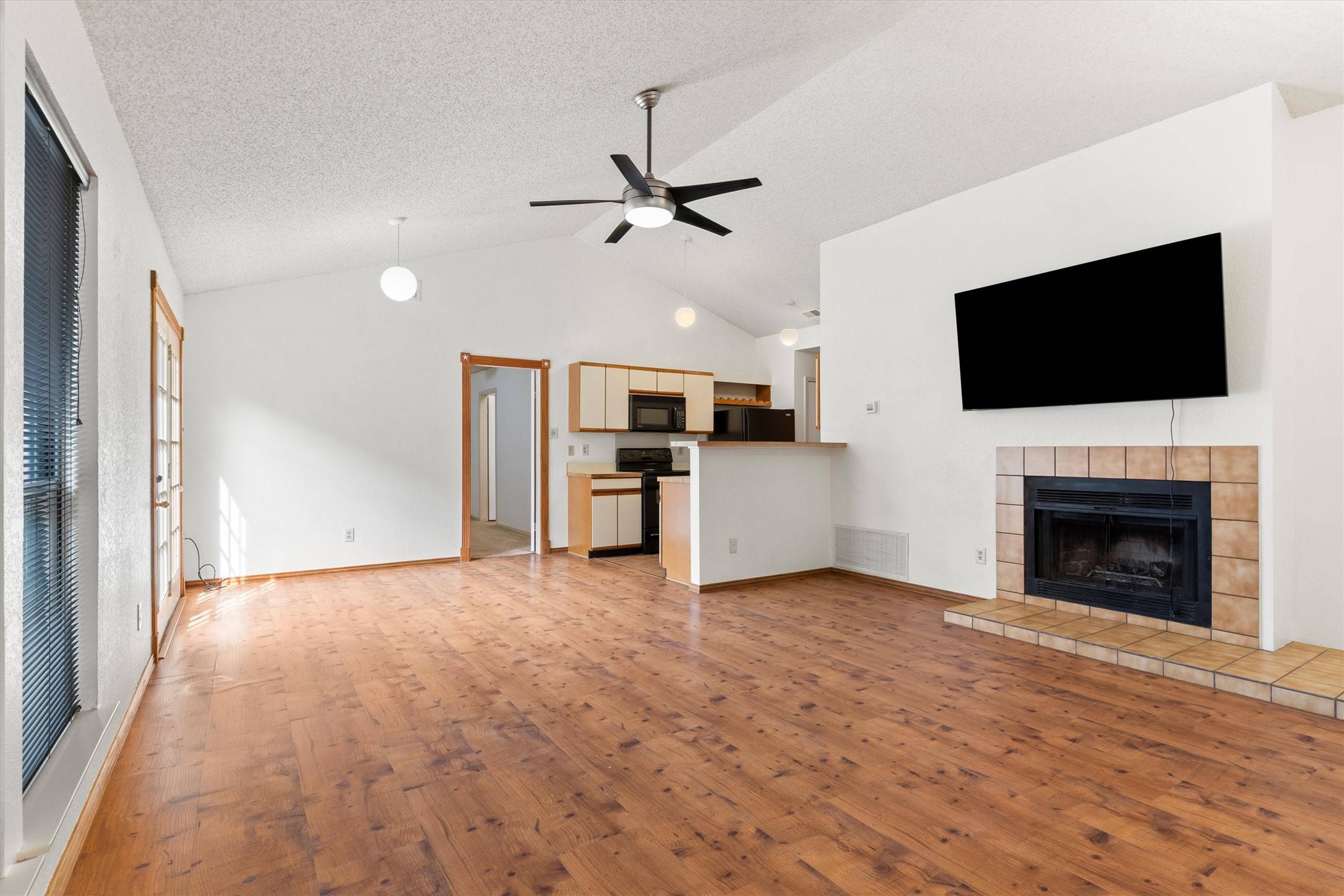 Lewisville, TX 75067,217 Teakwood LN