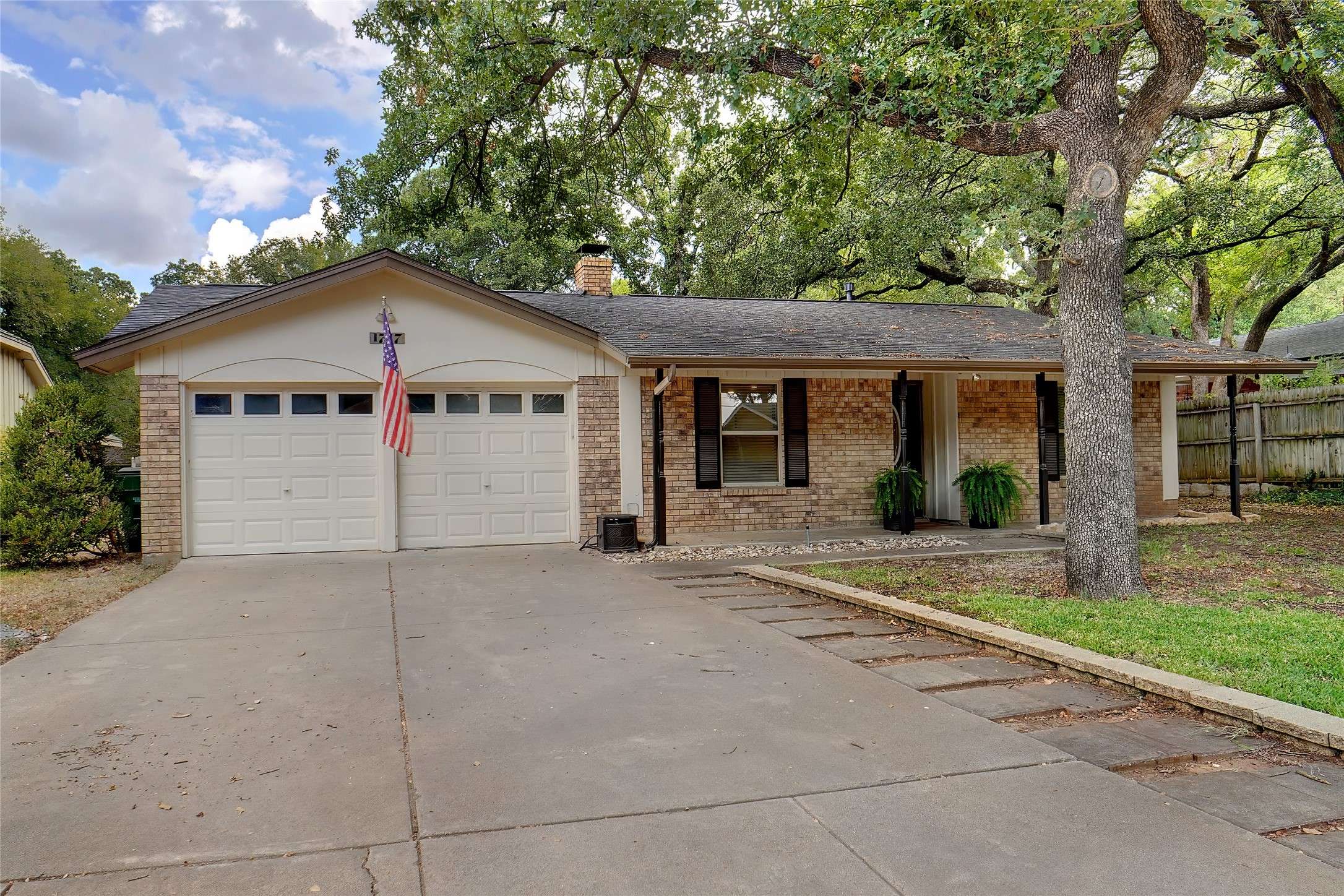 Bridgeport, TX 76426,1717 Boston AVE