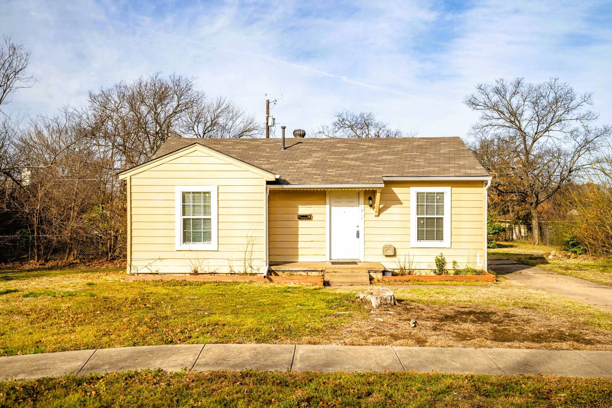 Garland, TX 75040,1317 Ewing DR