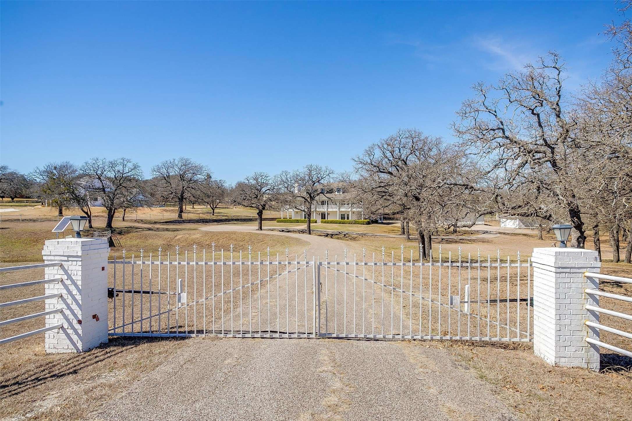 Weatherford, TX 76087,1421 Highlake LN