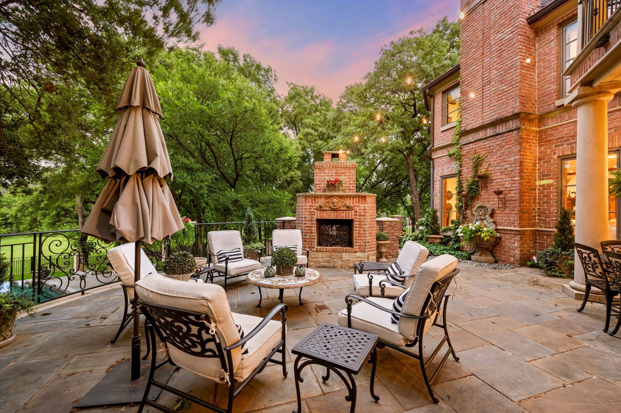 Southlake, TX 76092,900 Kingsbury WAY