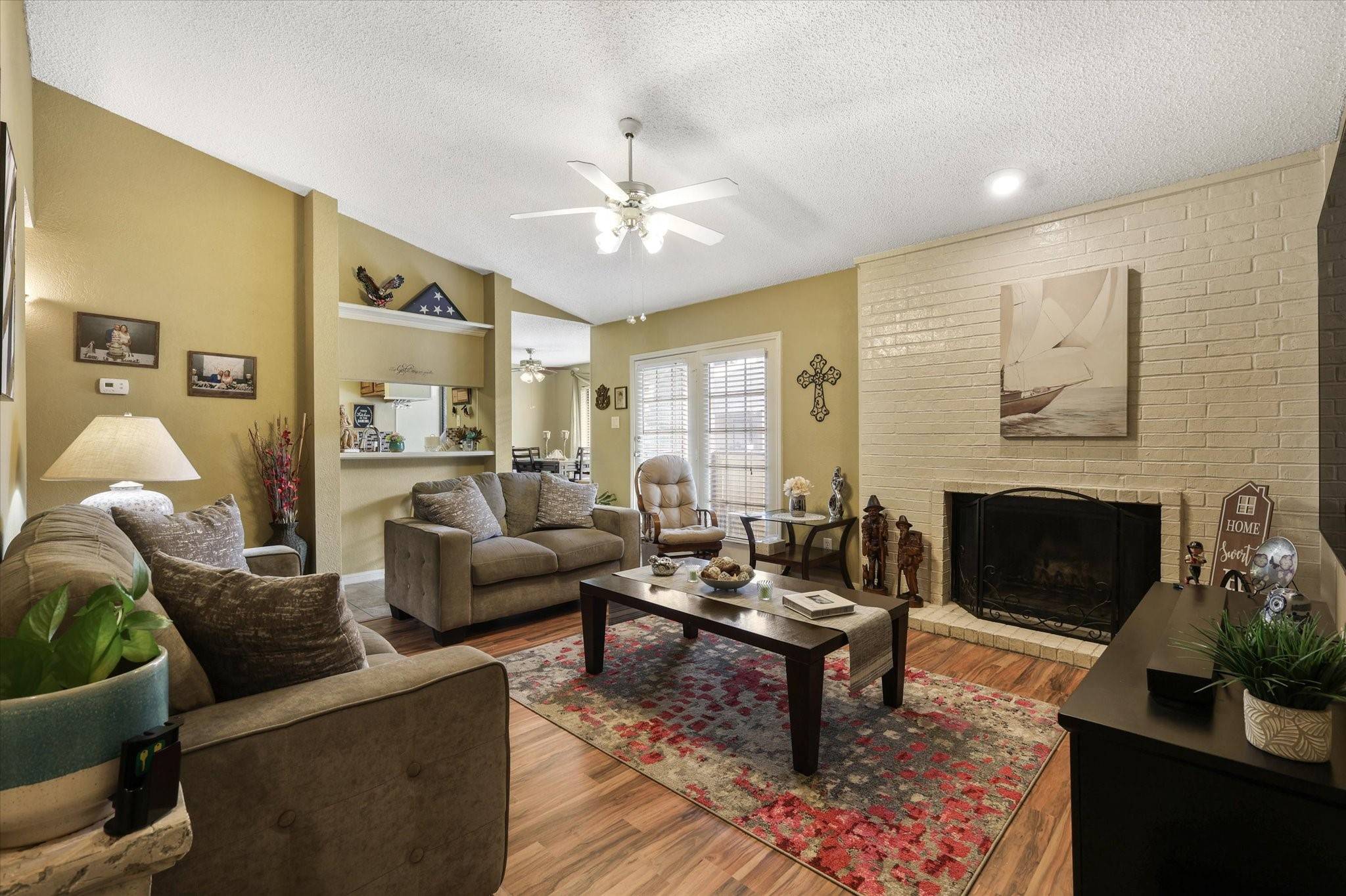 Arlington, TX 76011,2107 Horizon TRL #3924