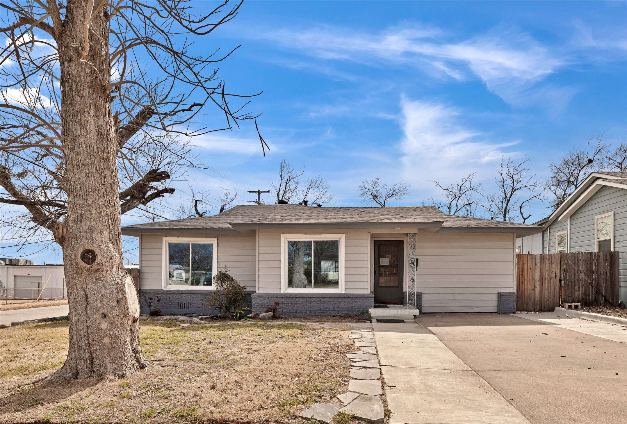 Fort Worth, TX 76115,1201 W Felix ST