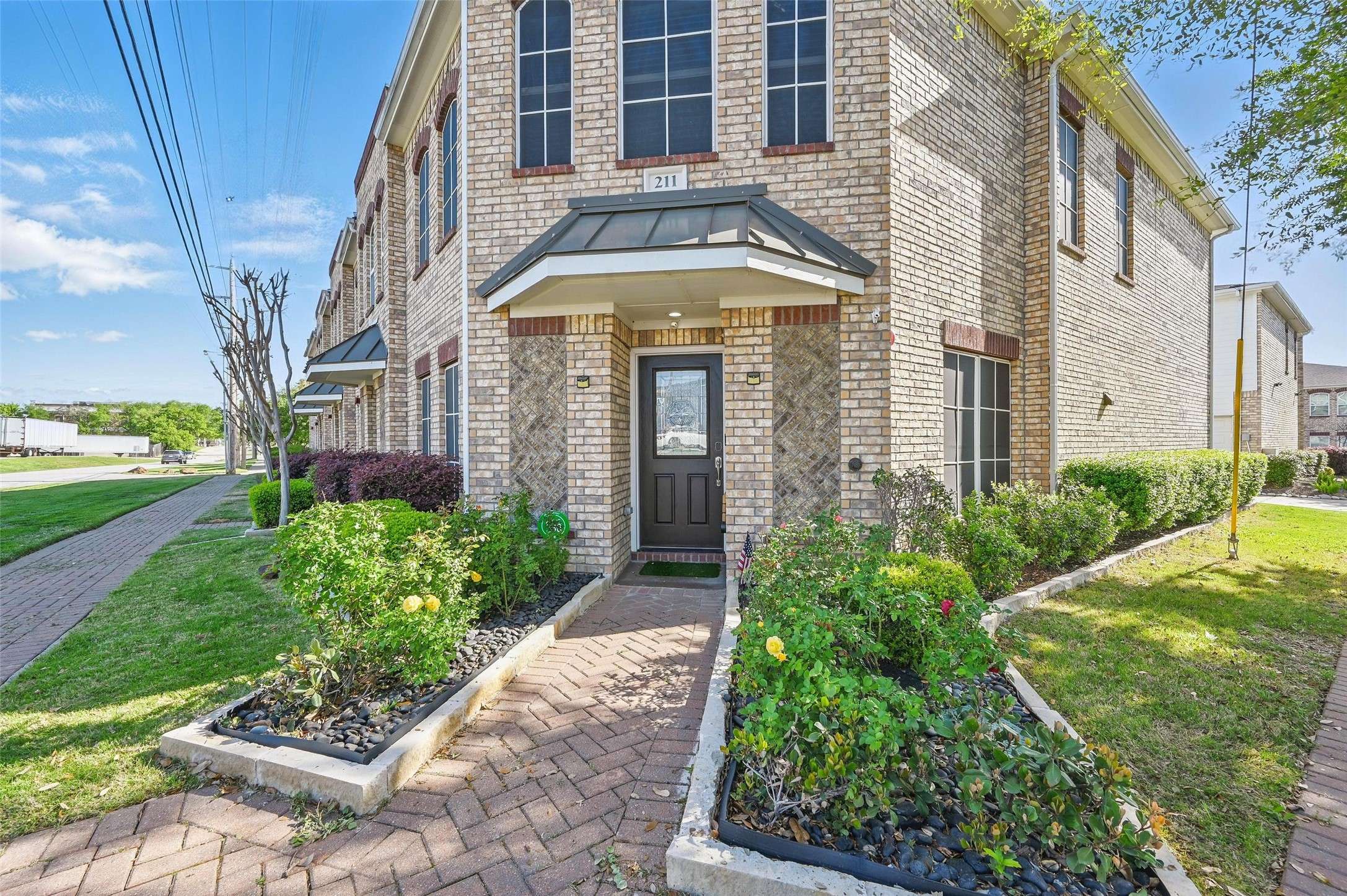 Lewisville, TX 75057,211 S Kealy AVE