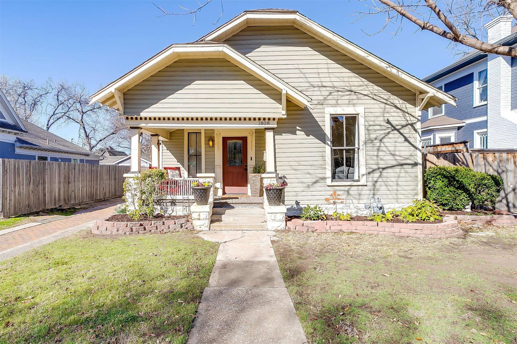 Fort Worth, TX 76110,1808 Alston AVE