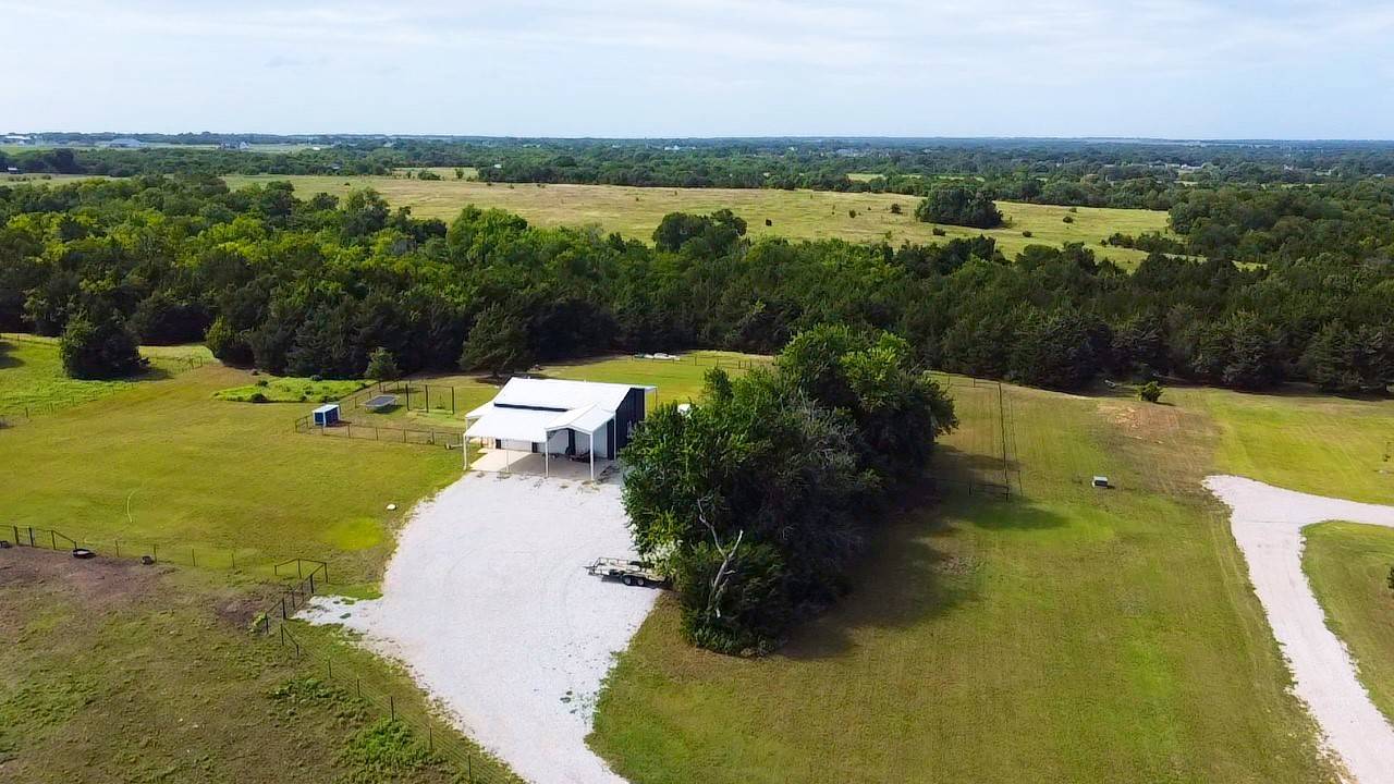 Gunter, TX 75058,2181 Bledsoe RD