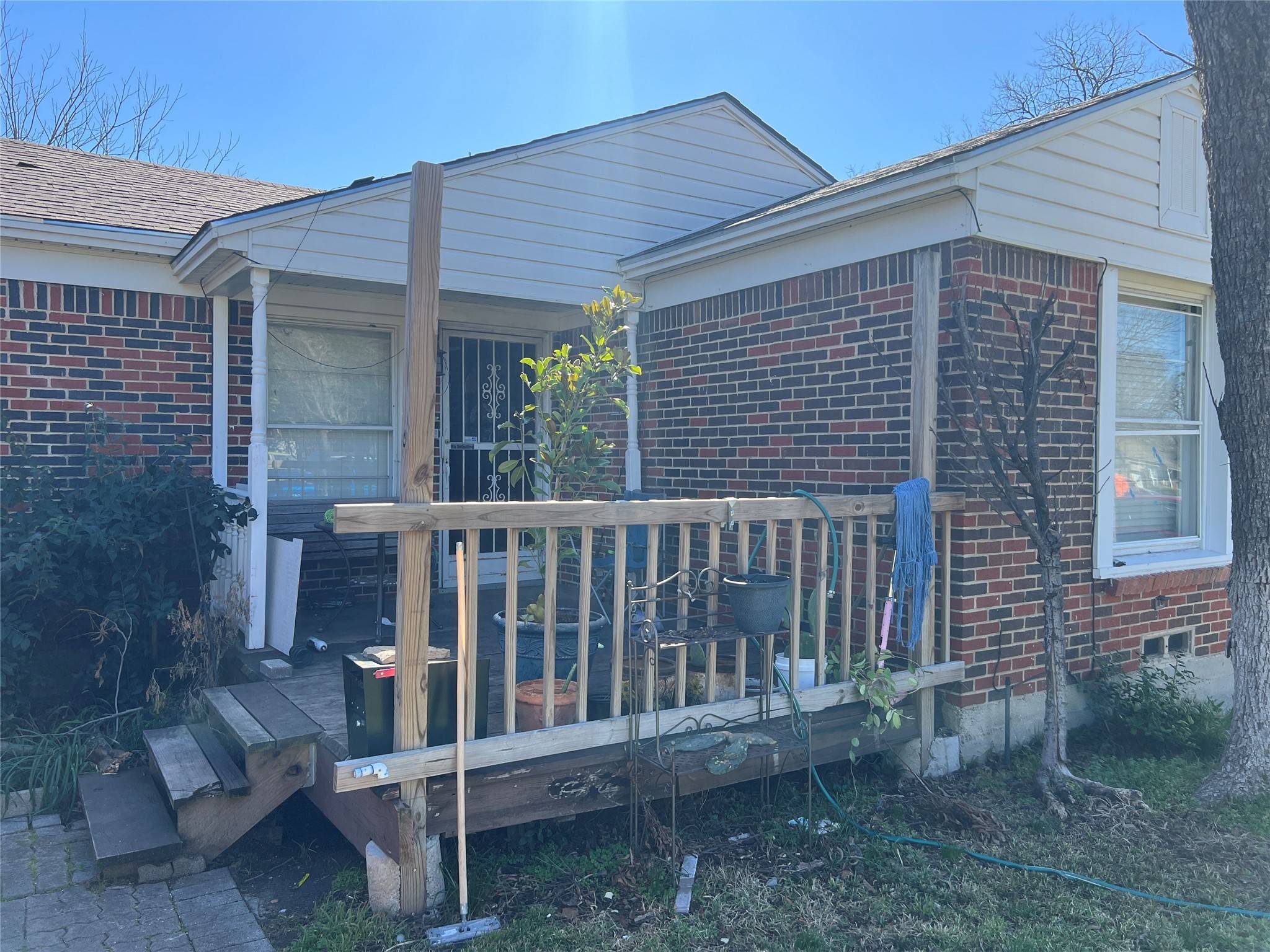 Dallas, TX 75228,10638 Sylvia DR