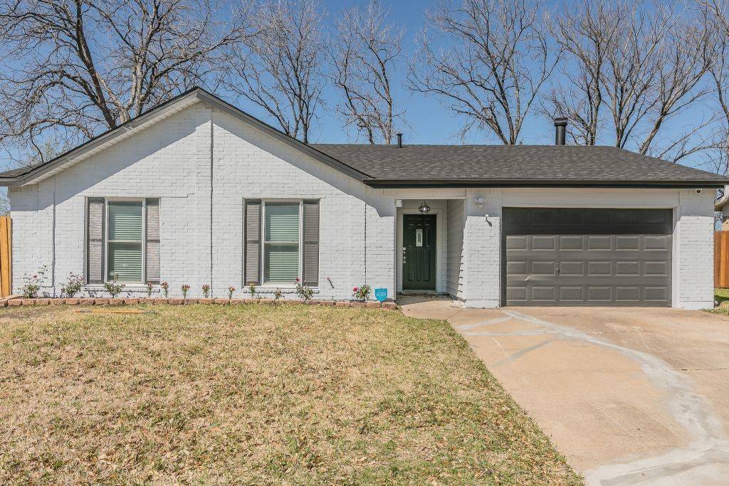 Arlington, TX 76017,823 Sandalwood LN