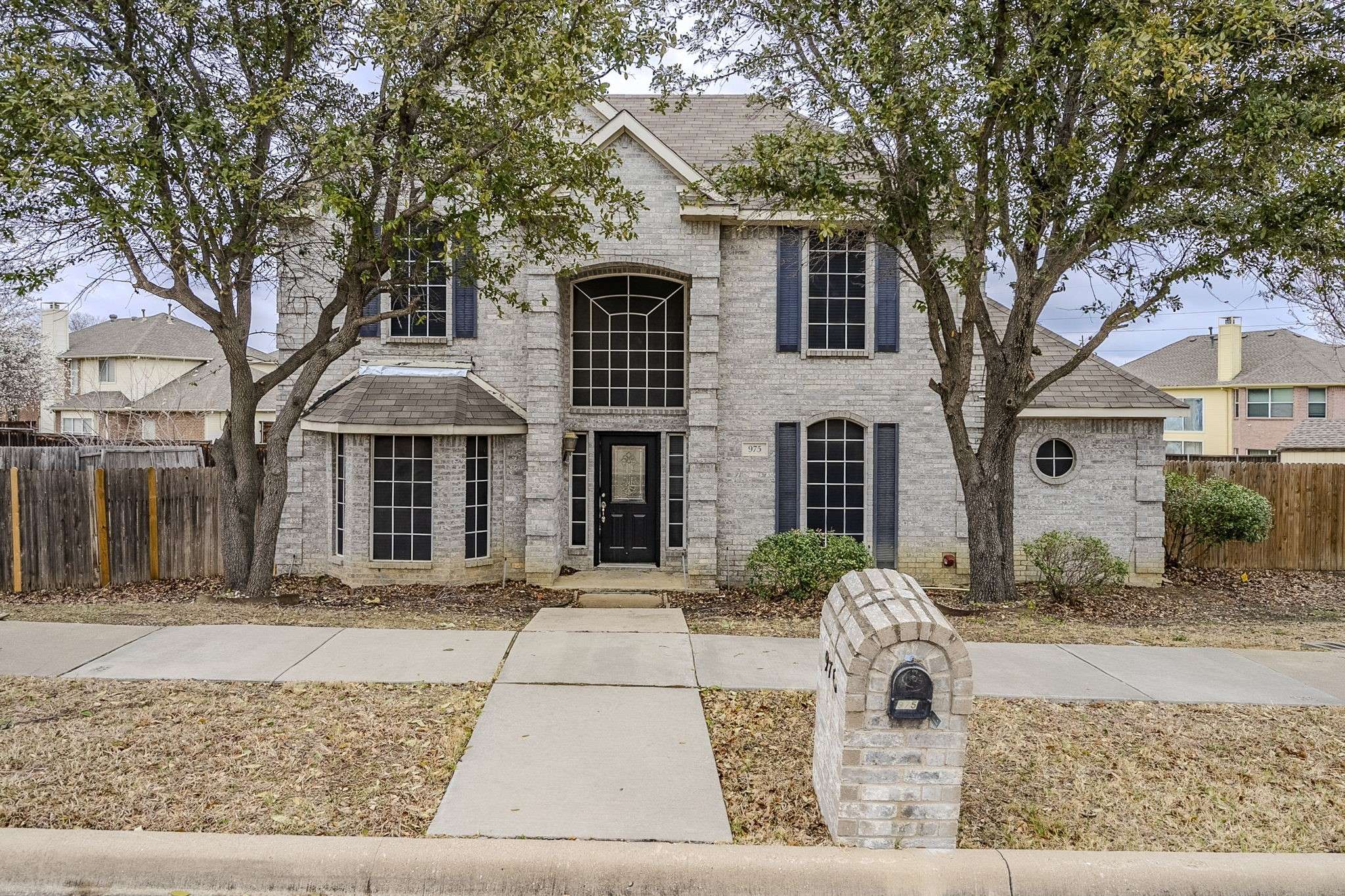 Lewisville, TX 75067,975 W Corporate DR