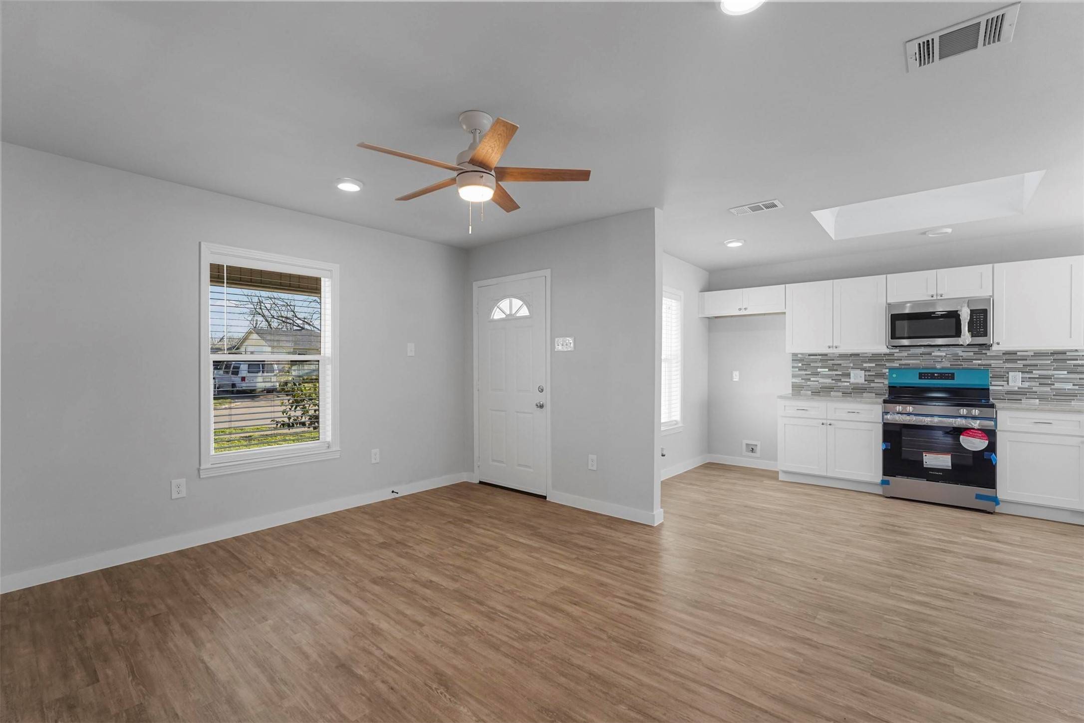 Garland, TX 75041,1529 Axe DR