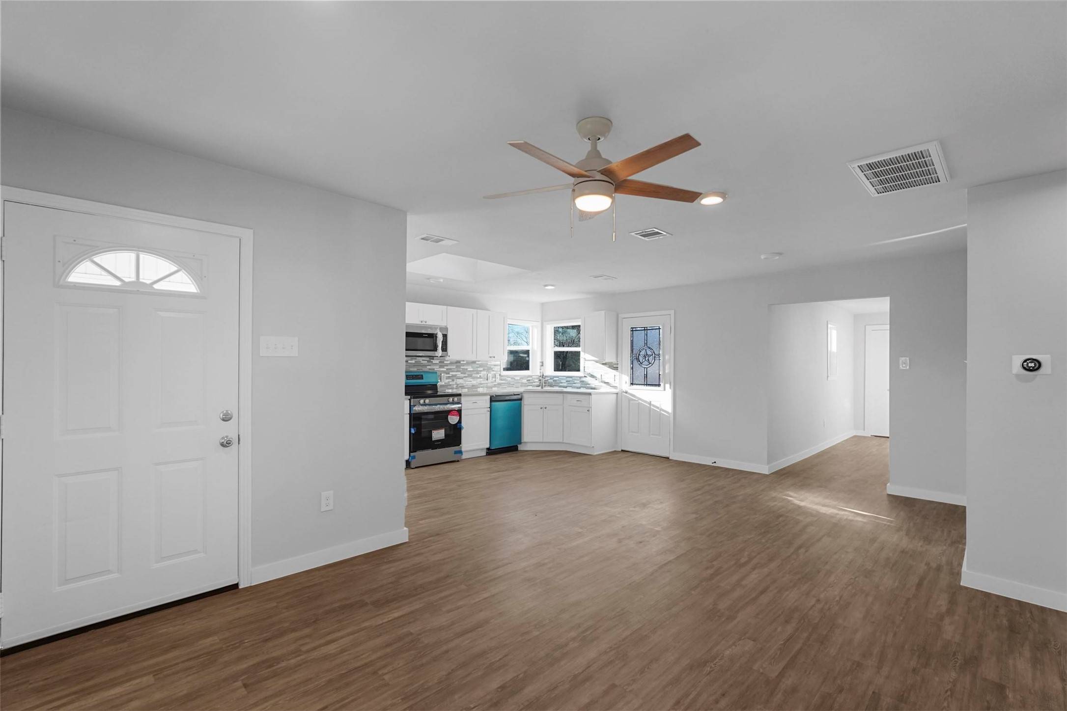 Garland, TX 75041,1529 Axe DR