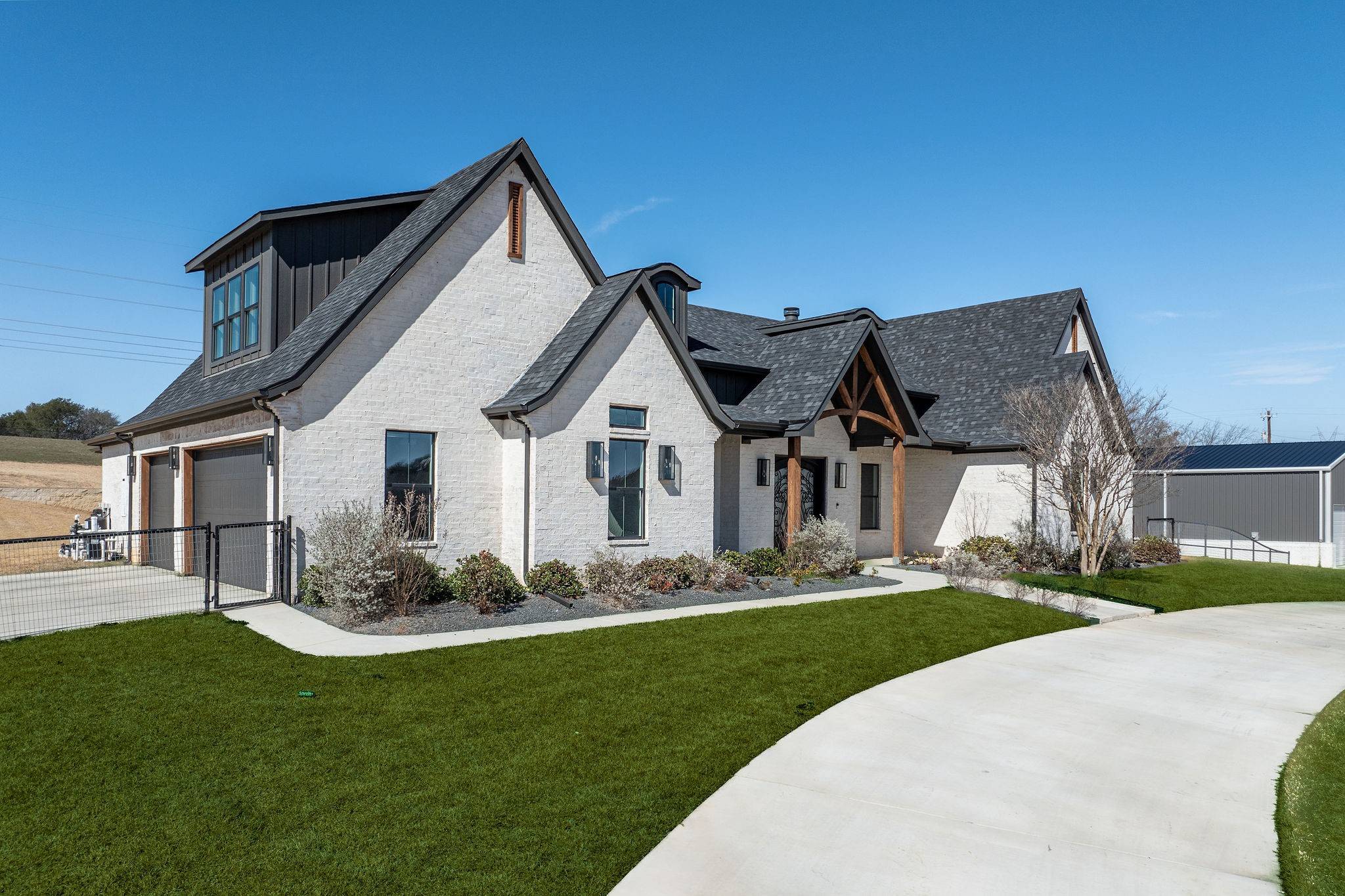 Azle, TX 76020,704 Glade Park CT