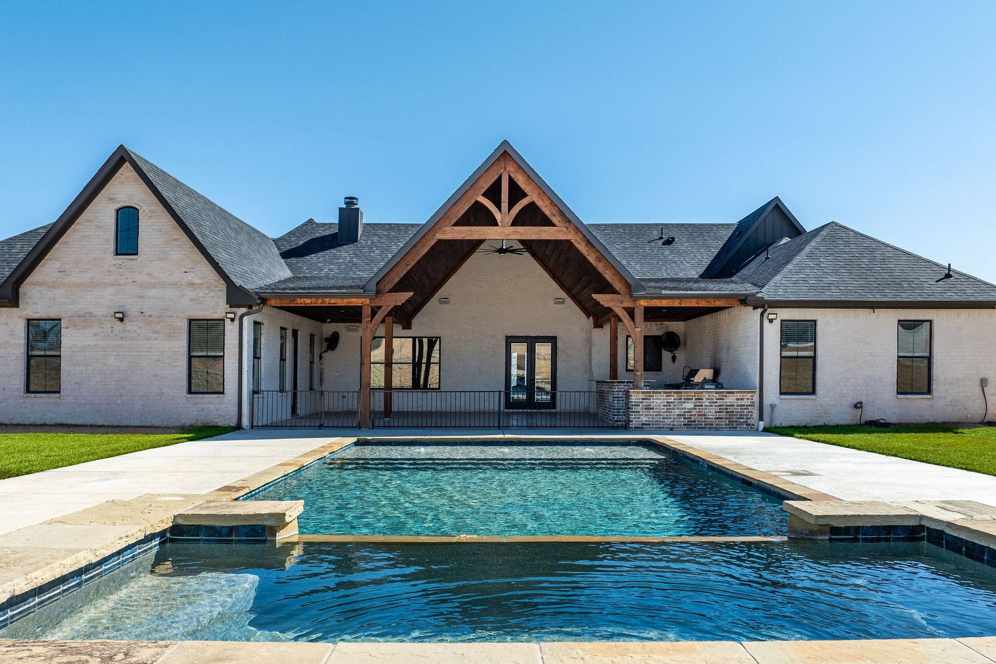 Azle, TX 76020,704 Glade Park CT