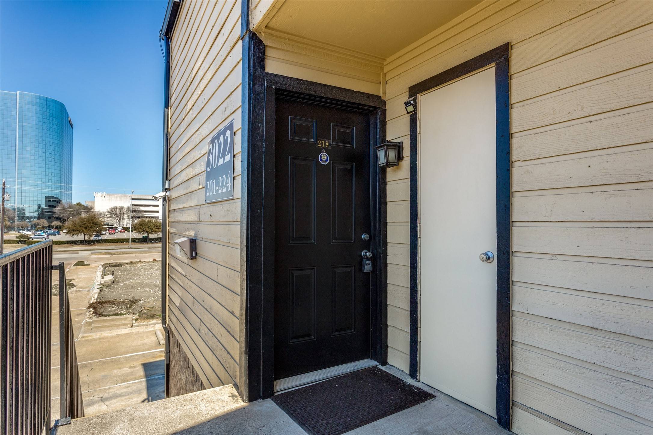 Dallas, TX 75234,3022 Forest LN #218