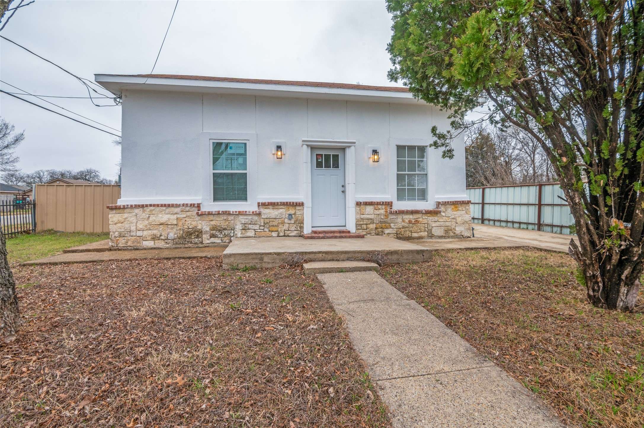 Dallas, TX 75216,2303 Custer DR