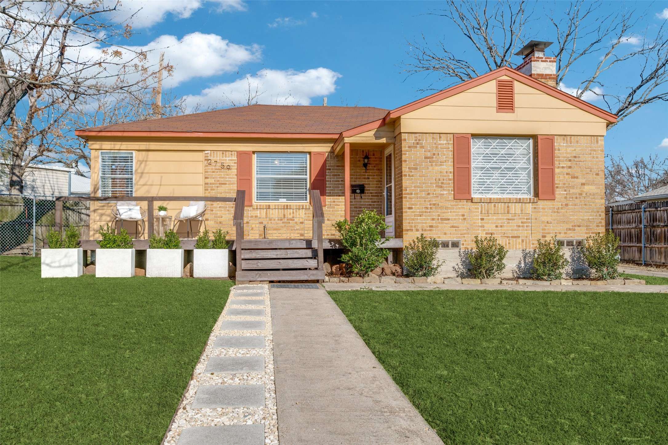 Dallas, TX 75211,2759 Avon ST