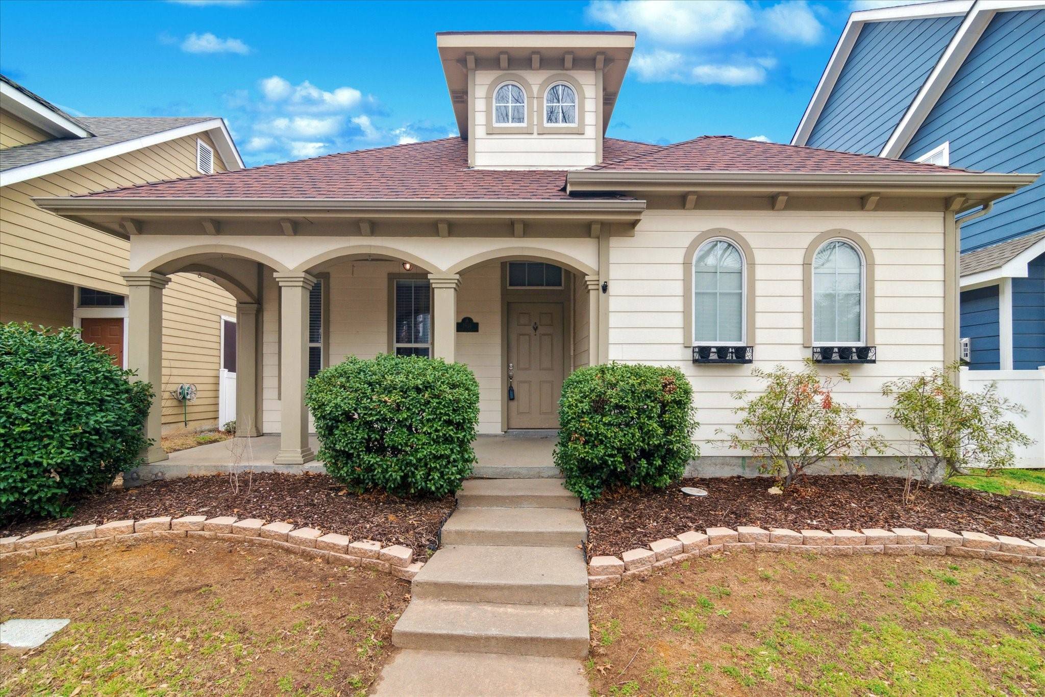 Savannah, TX 76227,1931 Antebellum CT