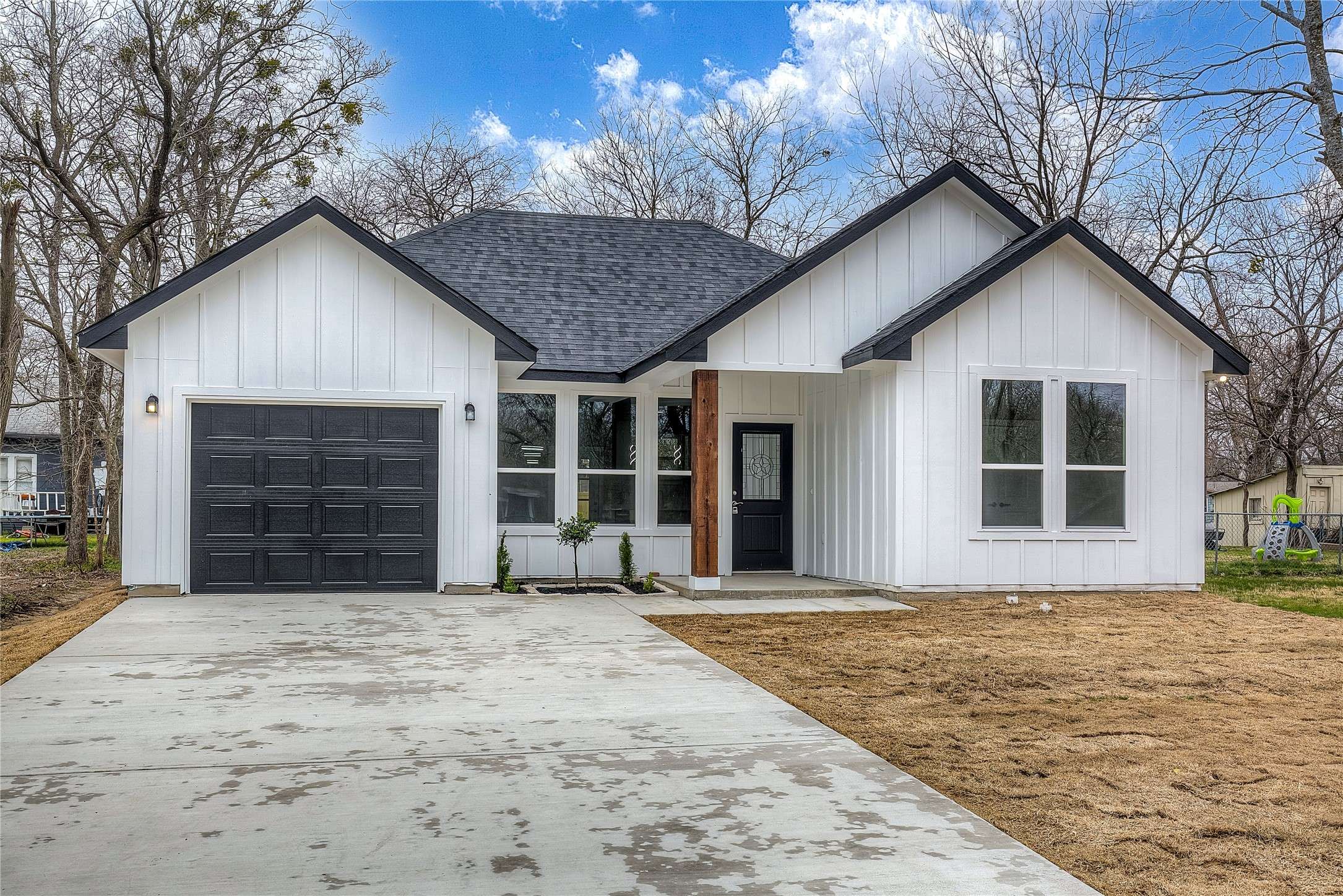 Commerce, TX 75428,1505 Division ST