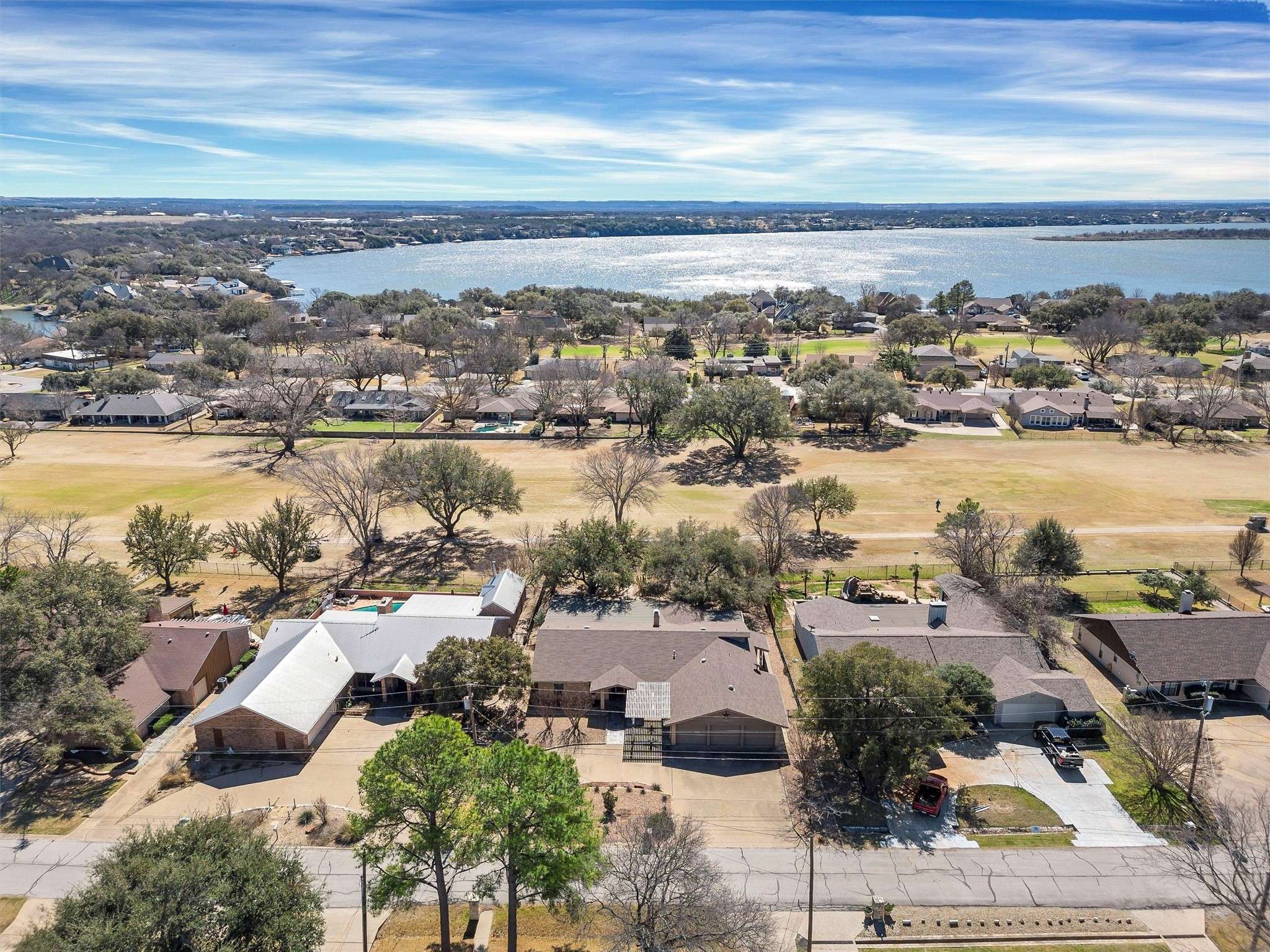 De Cordova, TX 76049,5703 Choctaw DR