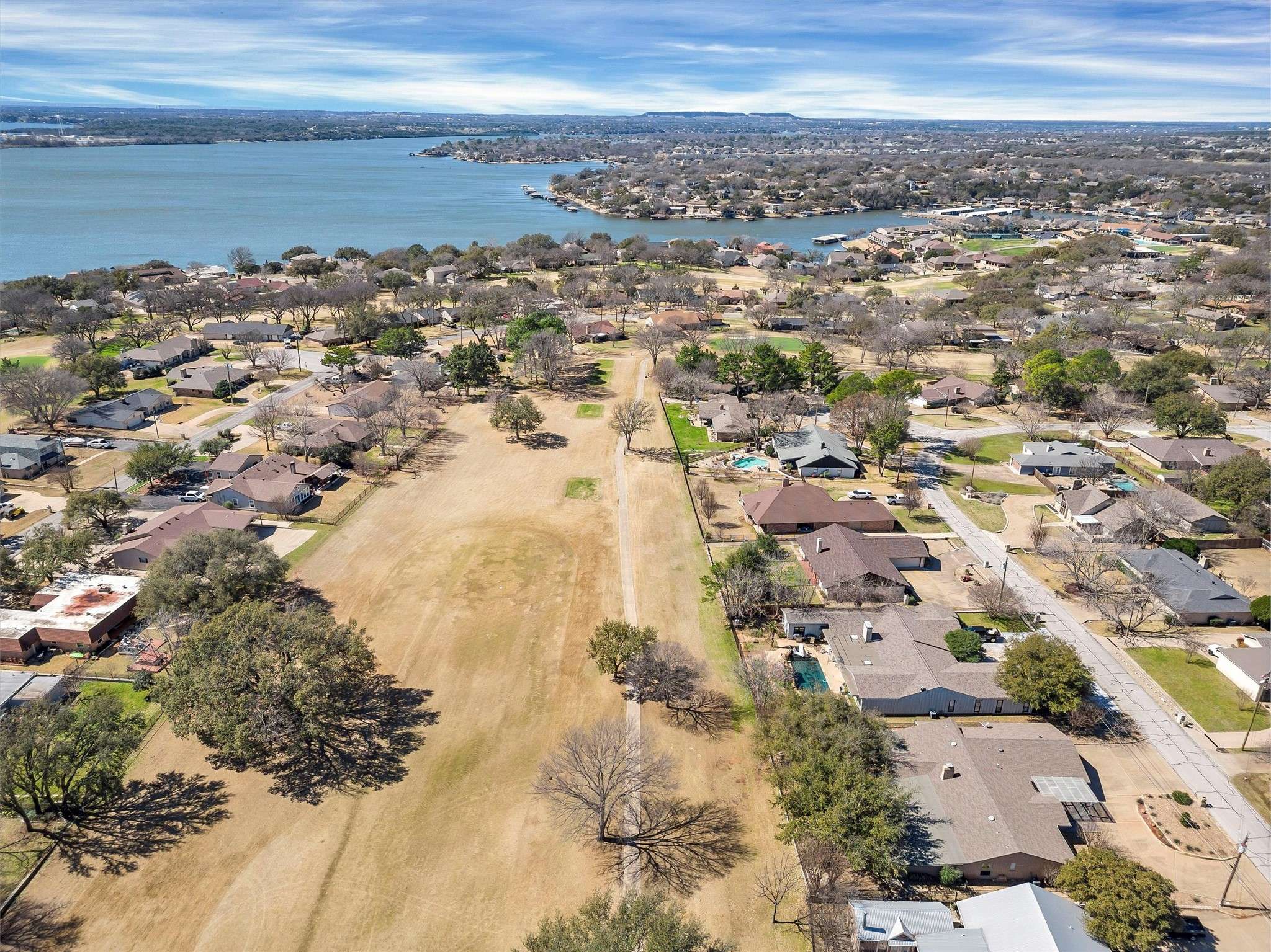 De Cordova, TX 76049,5703 Choctaw DR