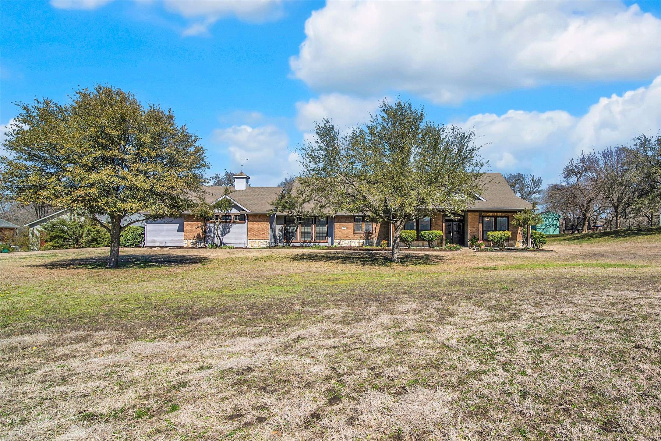 Van Alstyne, TX 75495,149 Owen LN